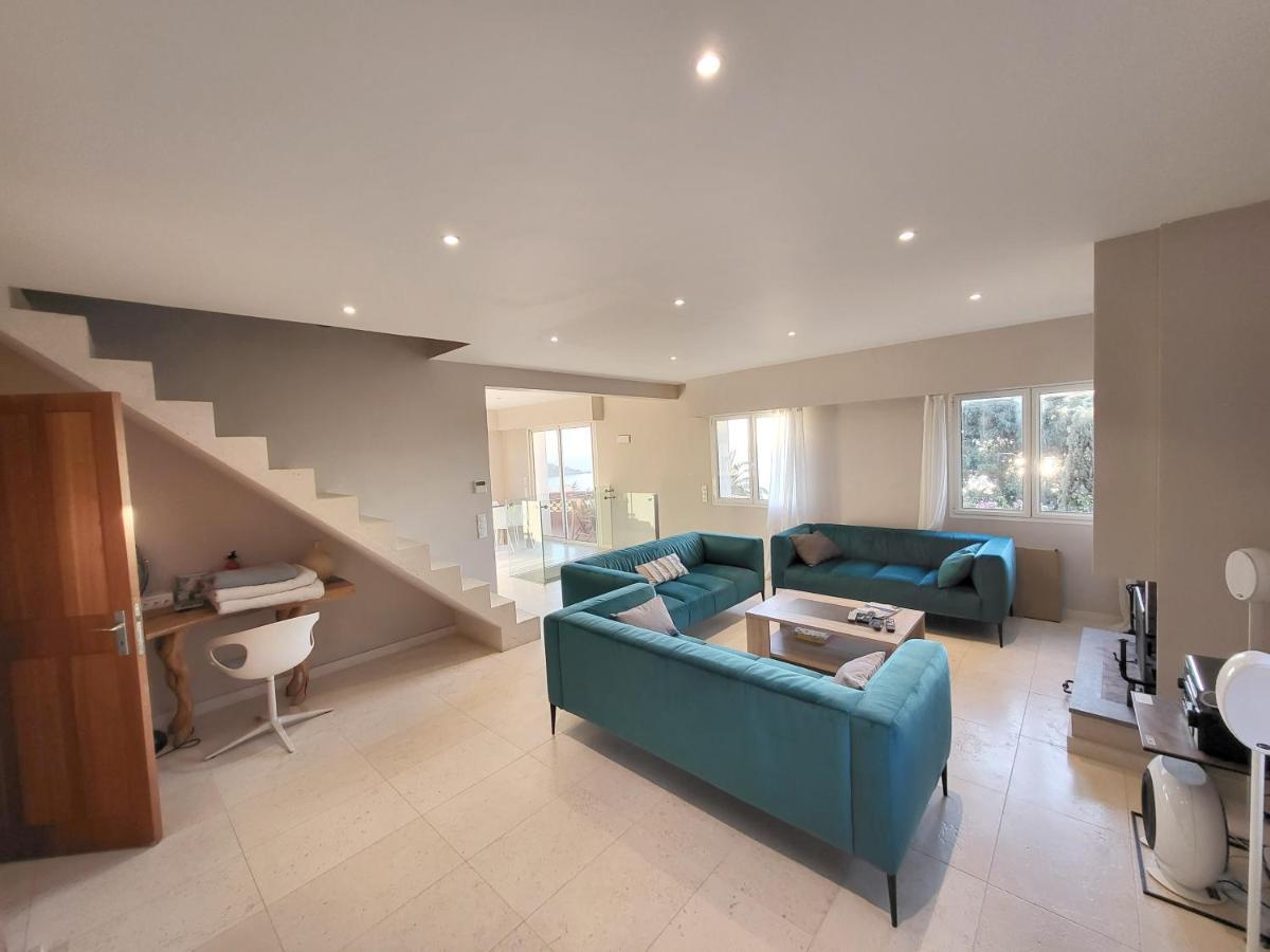 Lours Villa *