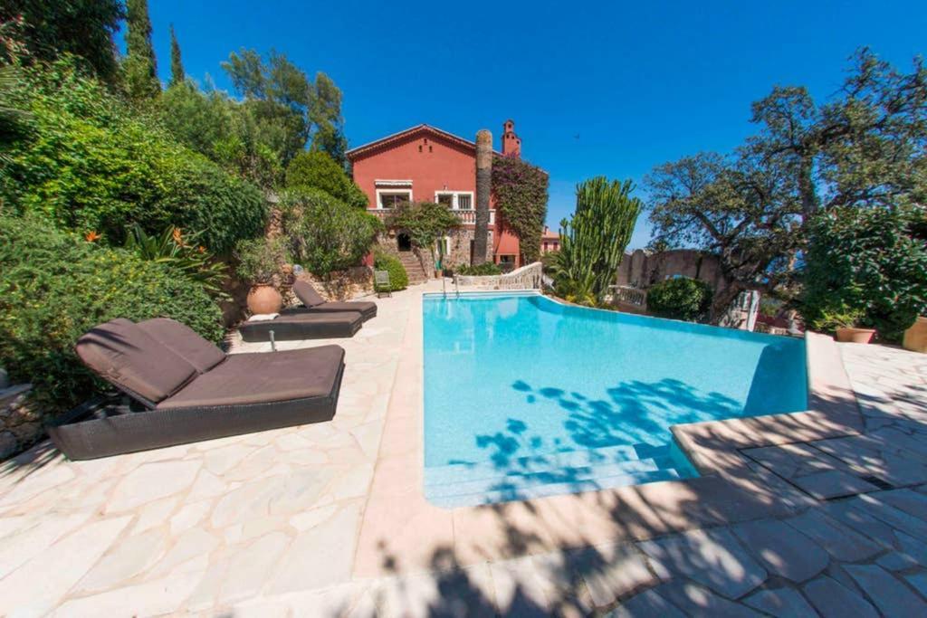Lours Villa Le Trayas